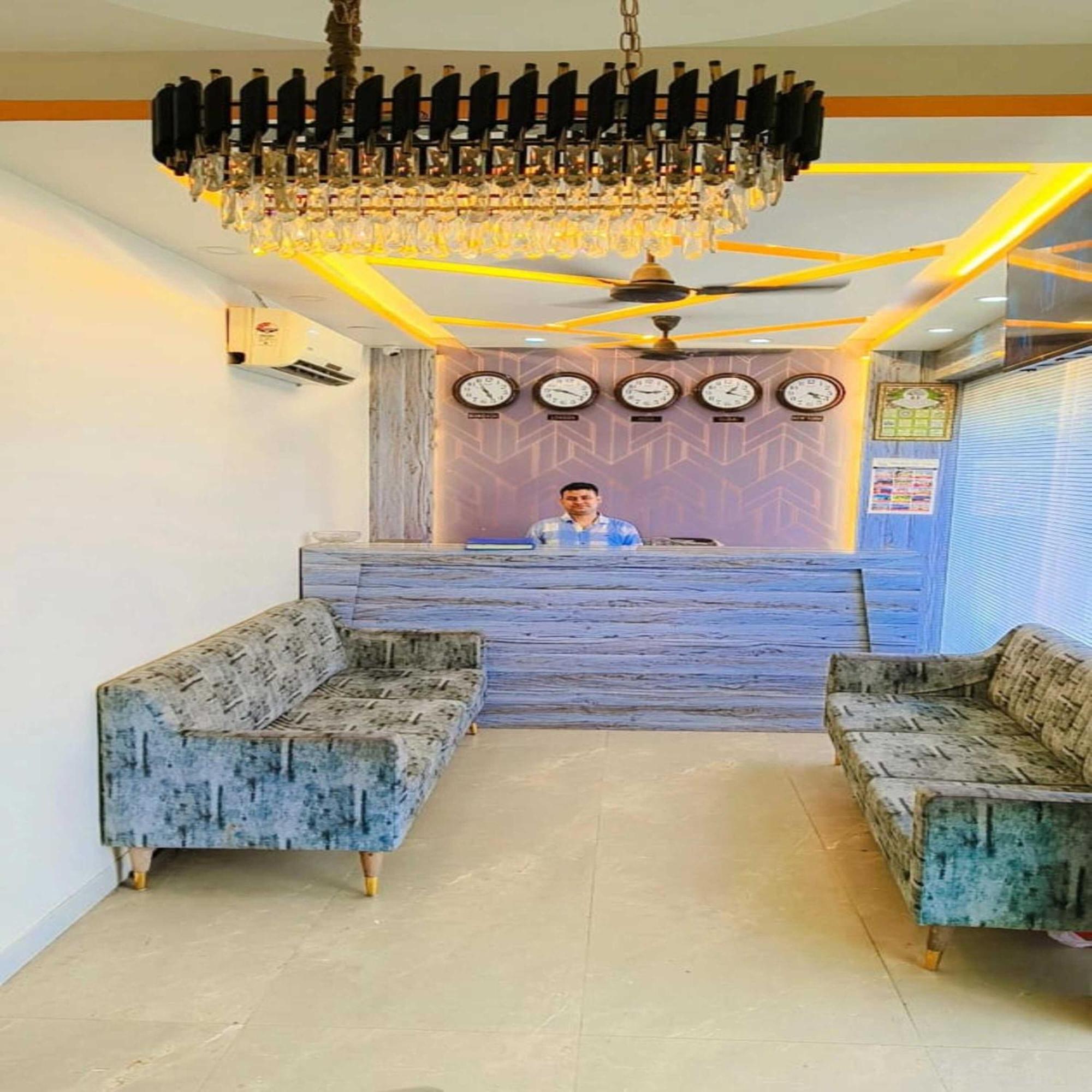 Hotel Pride Suites - Kurla West Мумбаи Экстерьер фото